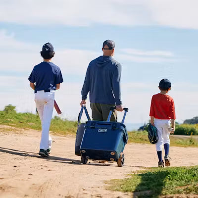 Roadie 32 Wheeled Hard Cooler