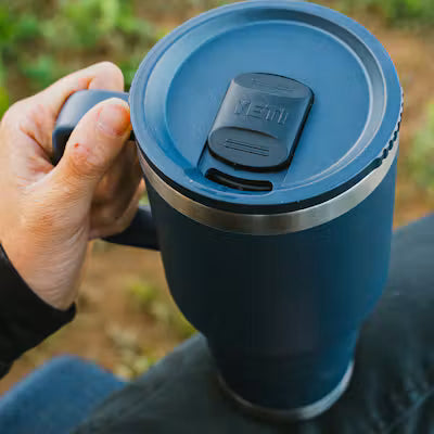 Rambler 20 oz (591 ml) Travel Mug W/ Colour-Matched Leakproof Stronghold™ Lid