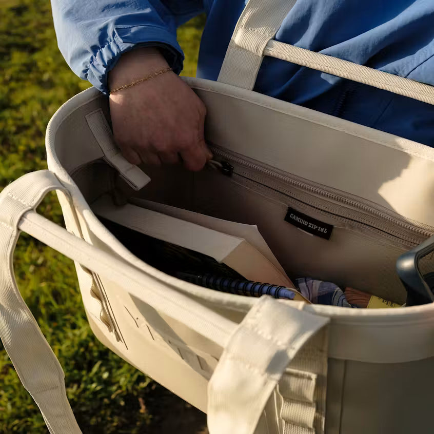 Camino 18 Zip Carryall