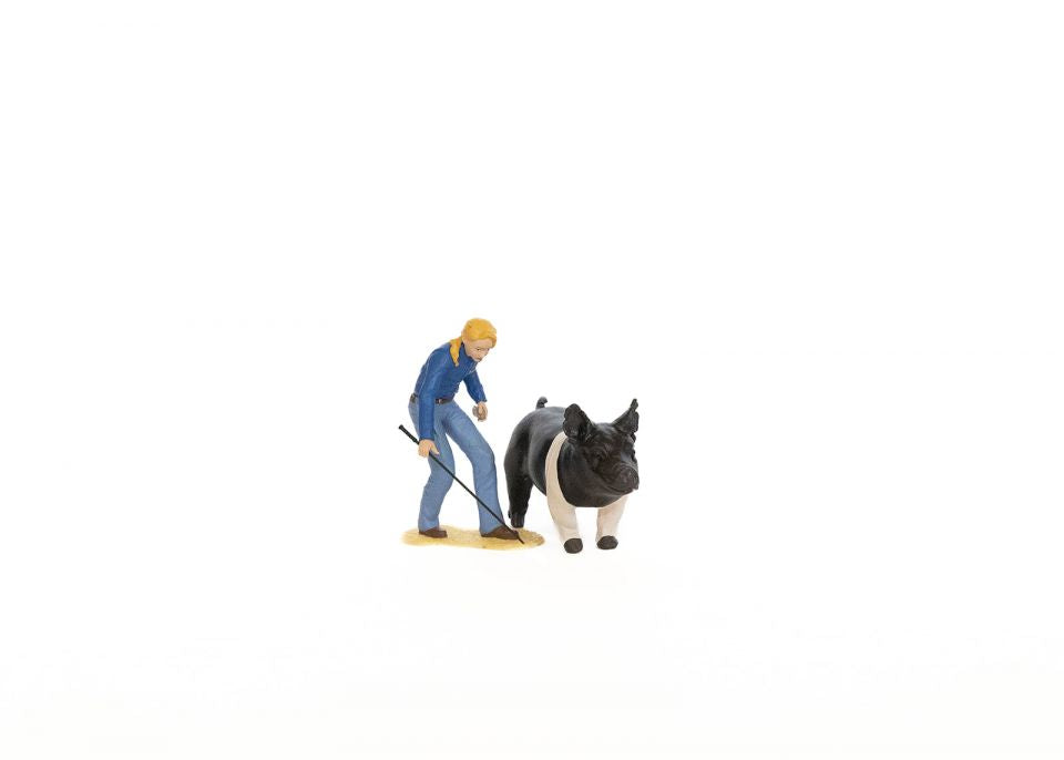 Little Busters Pig Showman Kit: Girl Showman, Whip, and Brush